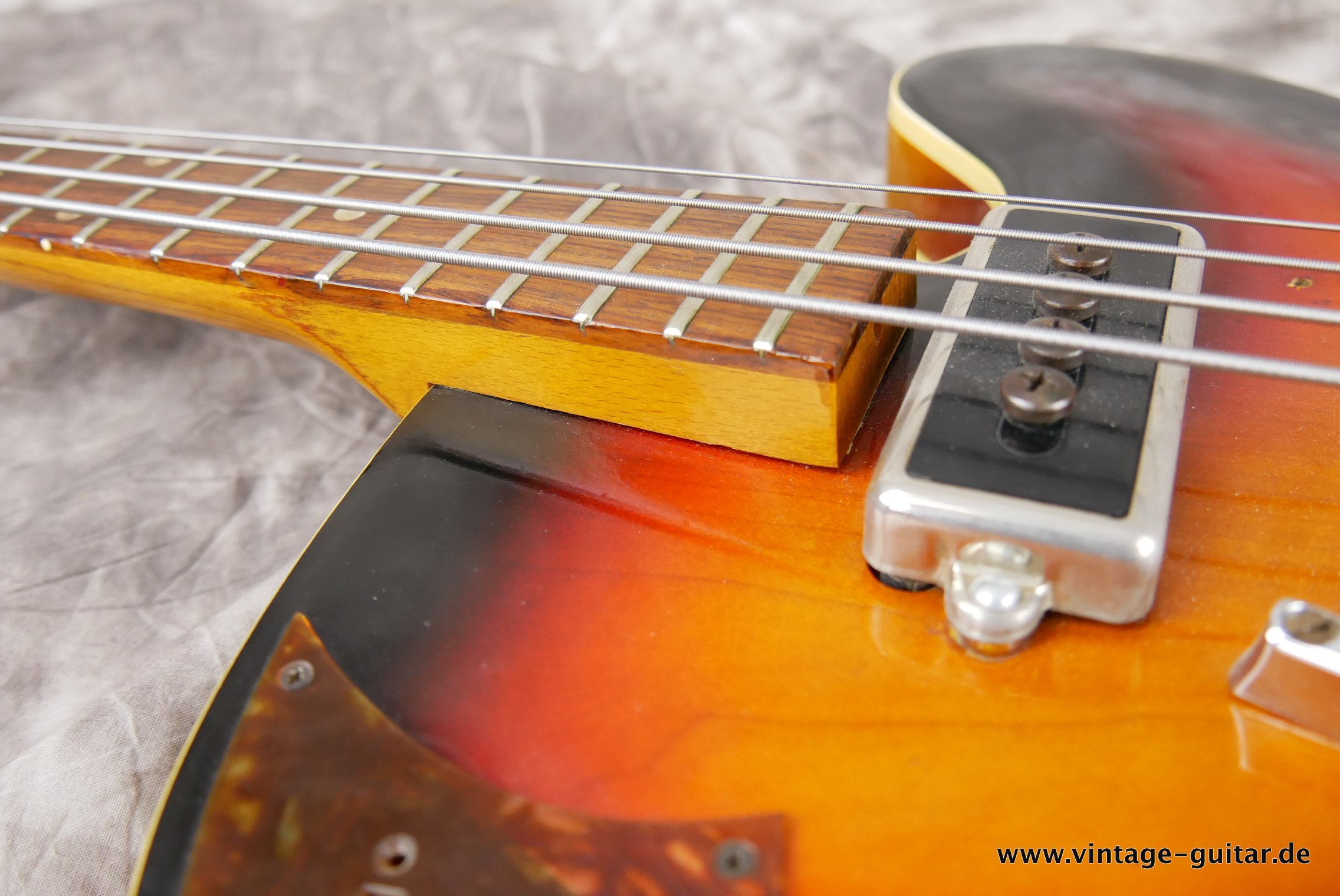Framus-Bass-5:150-Bill Wyman-018.JPG